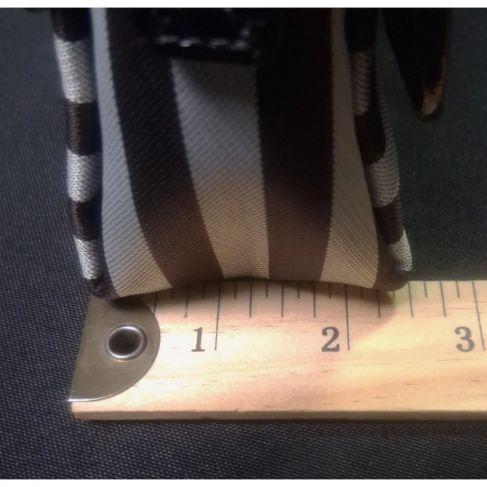 Henri Bendel Crossbody Bag Black and Gray Stripe Pink Lining Turn Lock Dust Bag - Picture 4 of 10